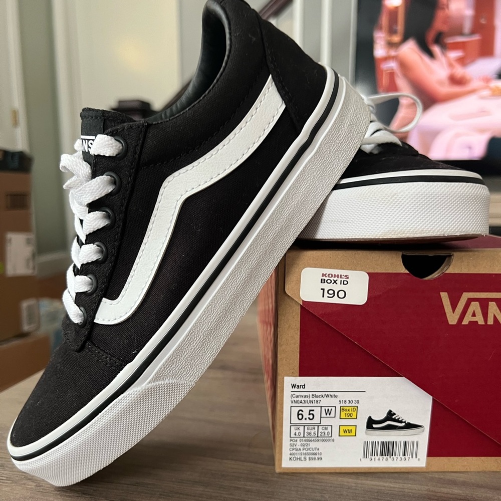 Womens canvas Ward vans